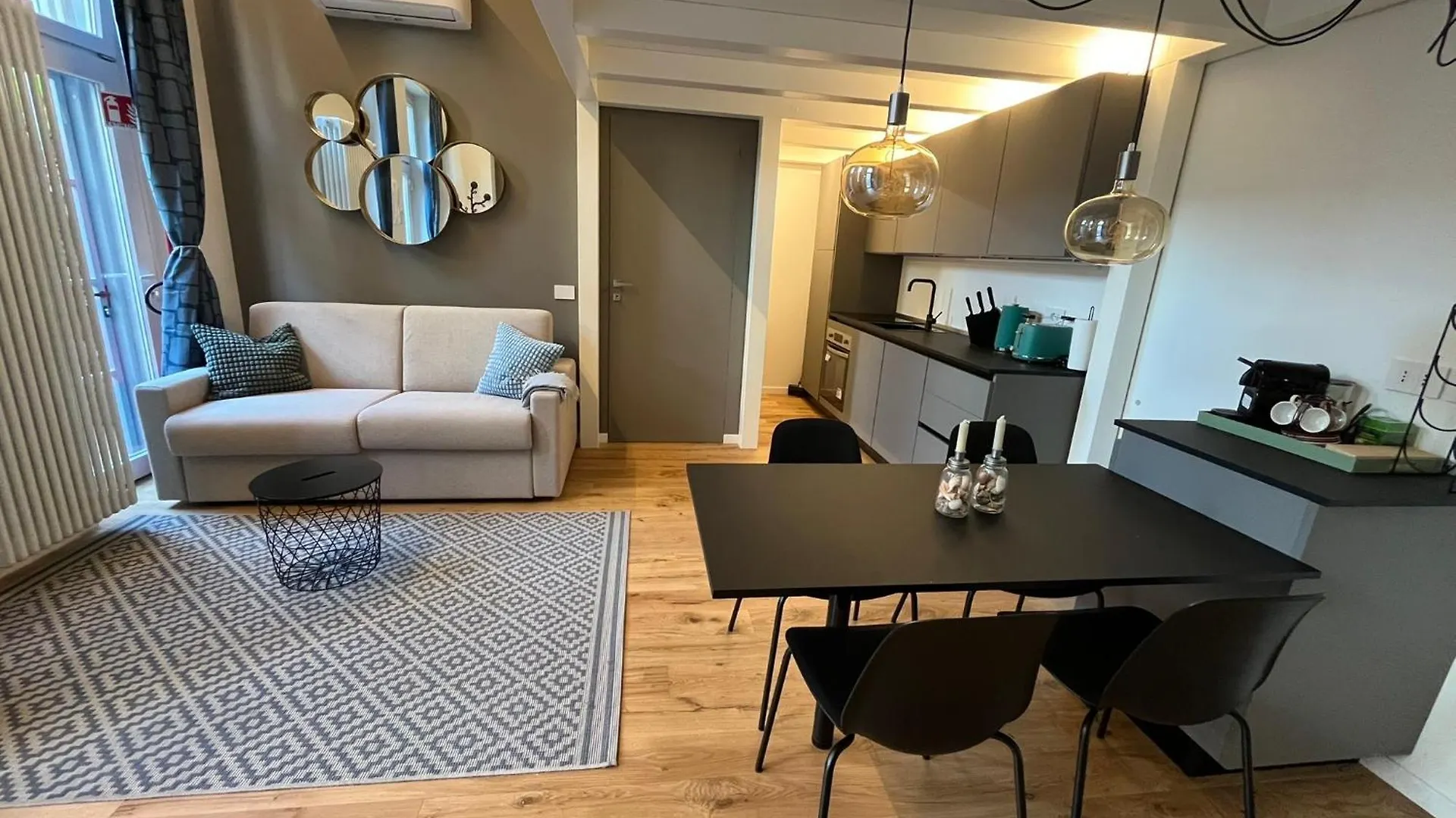 Oasi Tranquilla E Moderna Sui Navigli Apartman Milánó